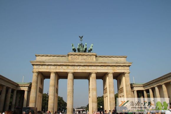 et15167102031293.jpg