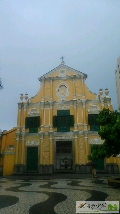 et81110219533726.jpg