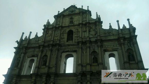 et81110219533727.jpg