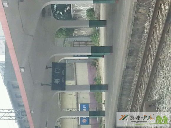 et81870522095625.jpg