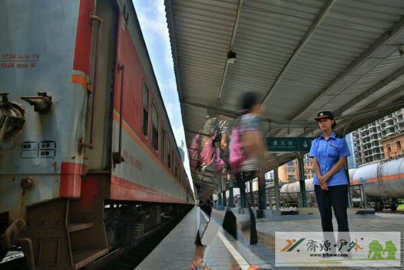 et8495181415127.jpg