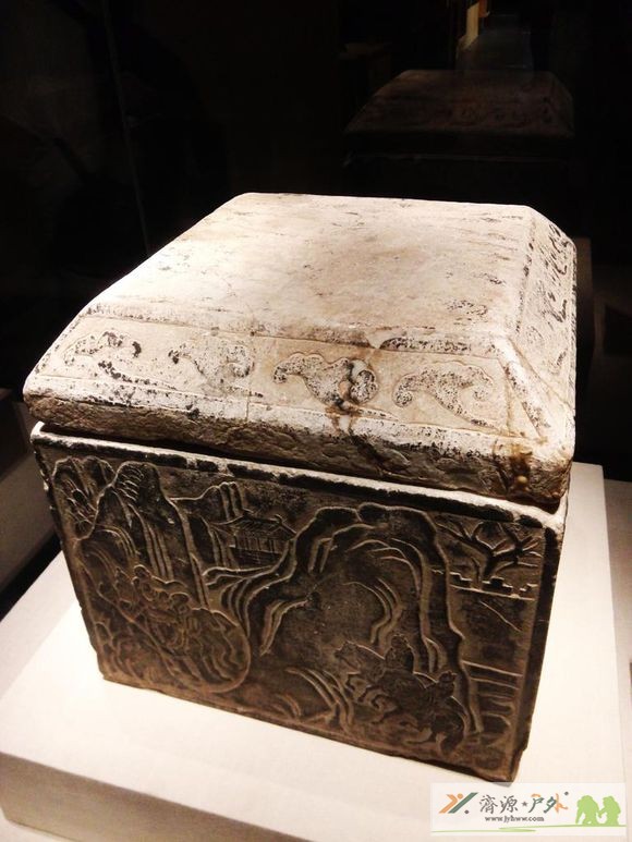 et85932122244319.jpg